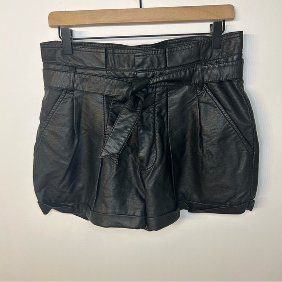 Free People Pants - Free People We The Free Black Faux Leather Belted Pleated Shorts, Size 28